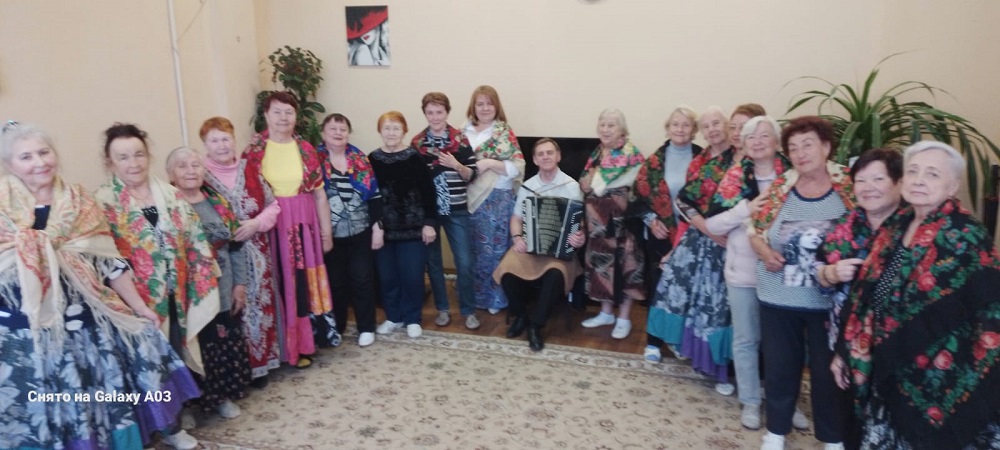 «Звени задорная частушка»