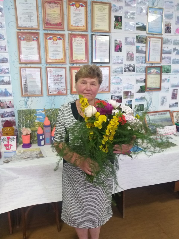 Отметила свой 70 - летний юбилей Тютяева (Вдовина)Вера Михайловна, член Лопатинского общества пенсионеров и инвалидов
