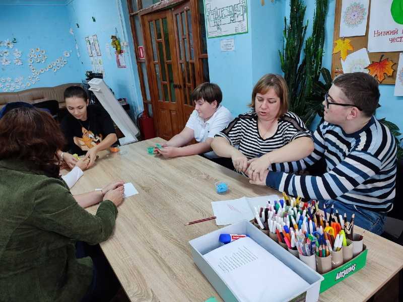 Мастер-класс в клубе «Поверь в себя» для детей с ОВЗ.