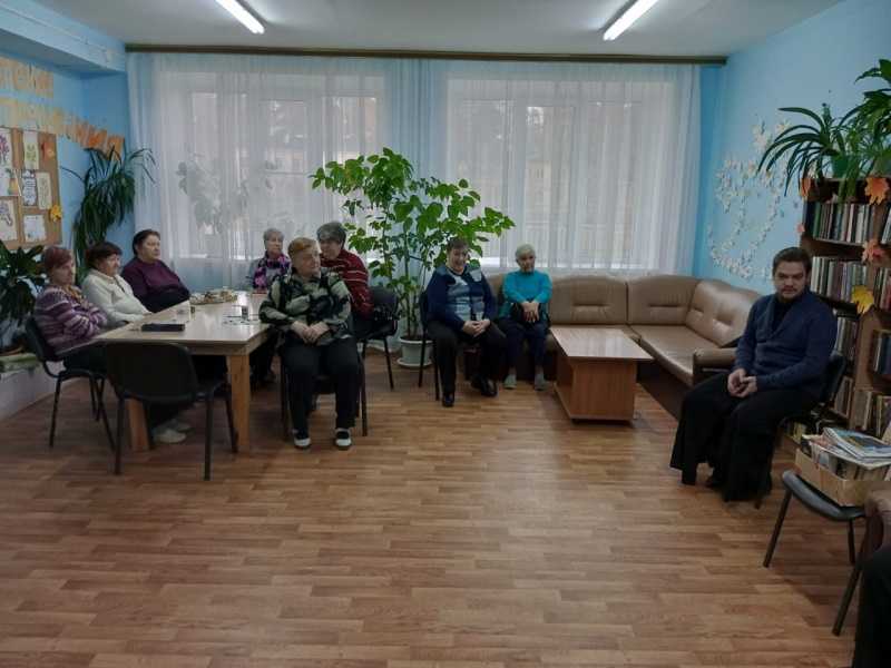 Организована встреча с отцом Романом в ОДП.