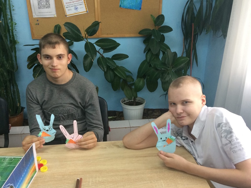 Занятие в клубе «Поверь в себя» для детей с ОВЗ